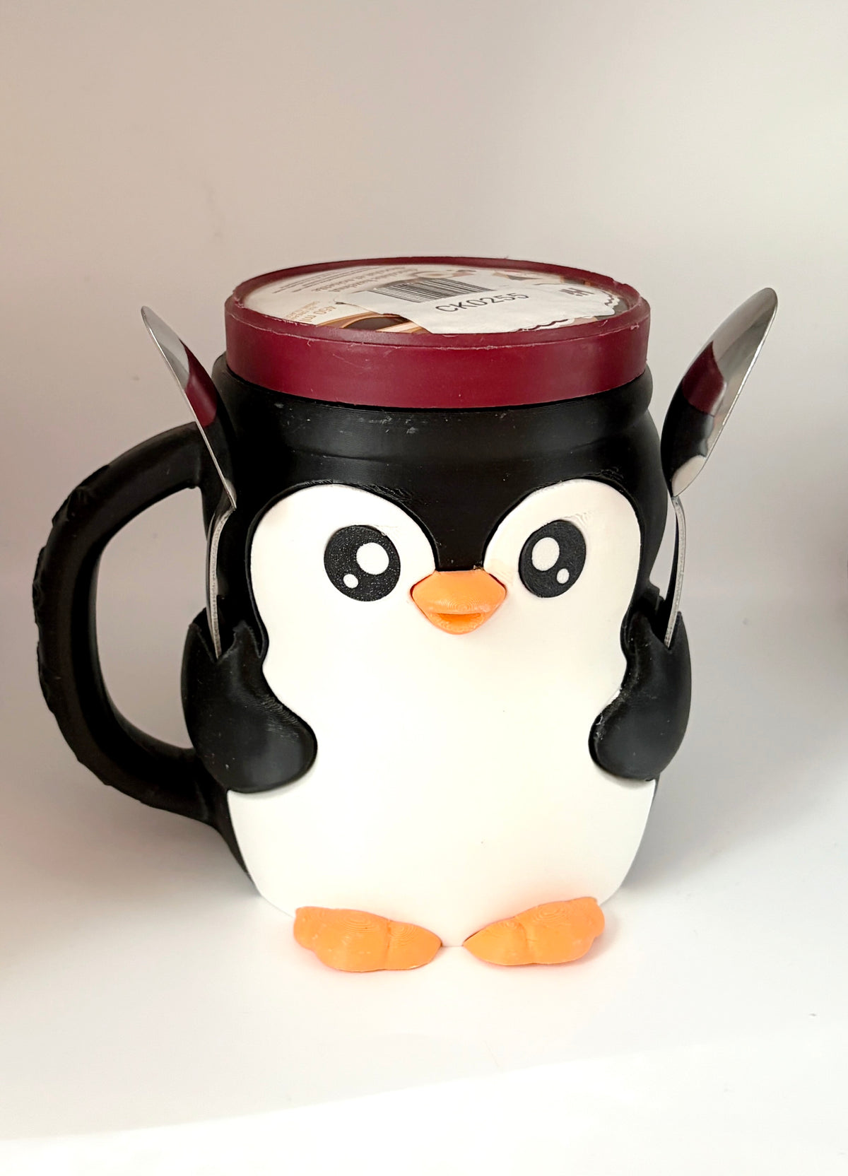3D Penguin Ice Cream Pint Holder